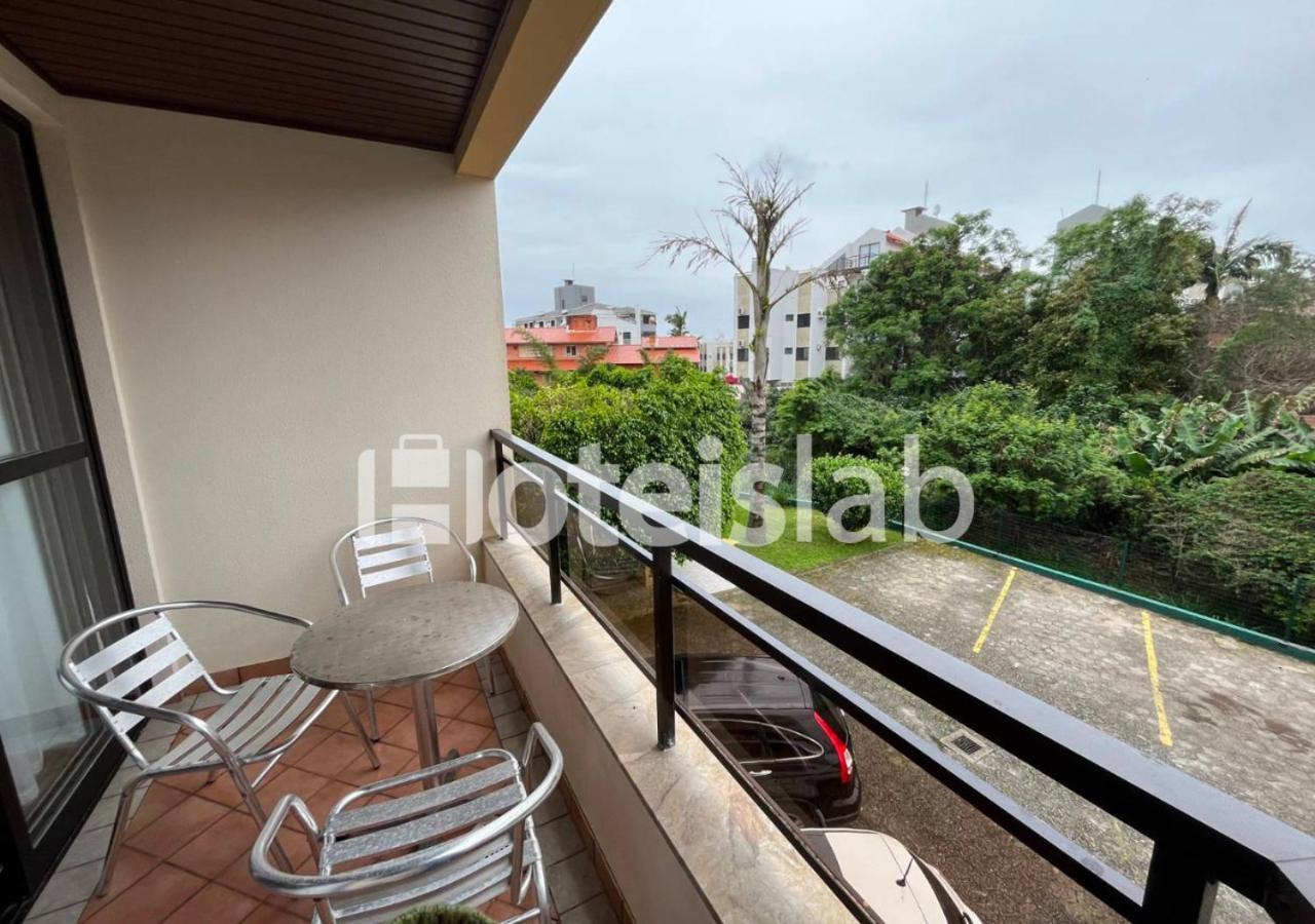 C111 De Um No Merit Plaza Apartamento Florianopolis